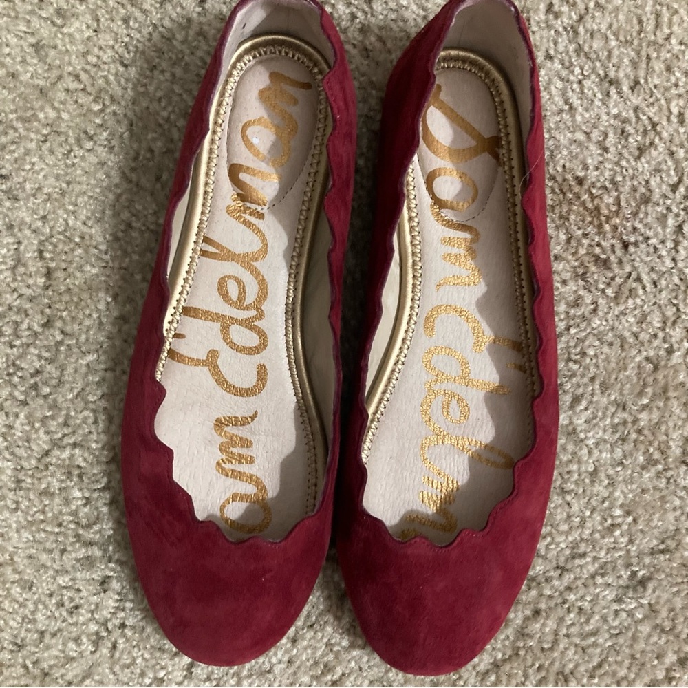 Sam Edelman Scalloped Red Suede Flats - Picture 3 of 4